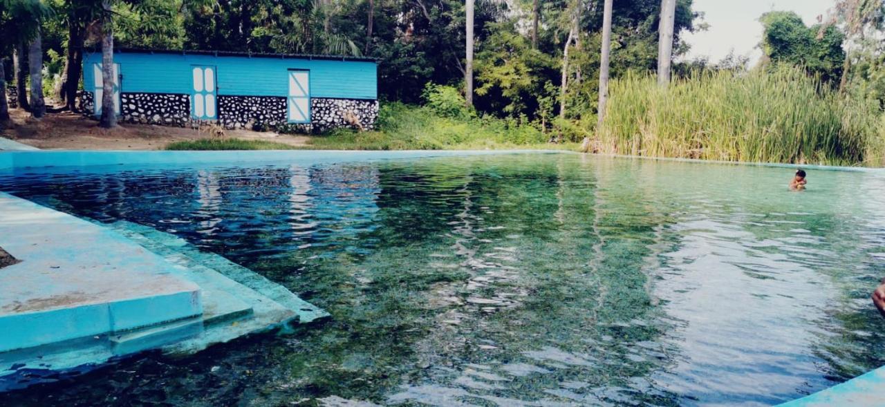 Lago Enriquillo Resort Cerro Al Medio Exterior foto